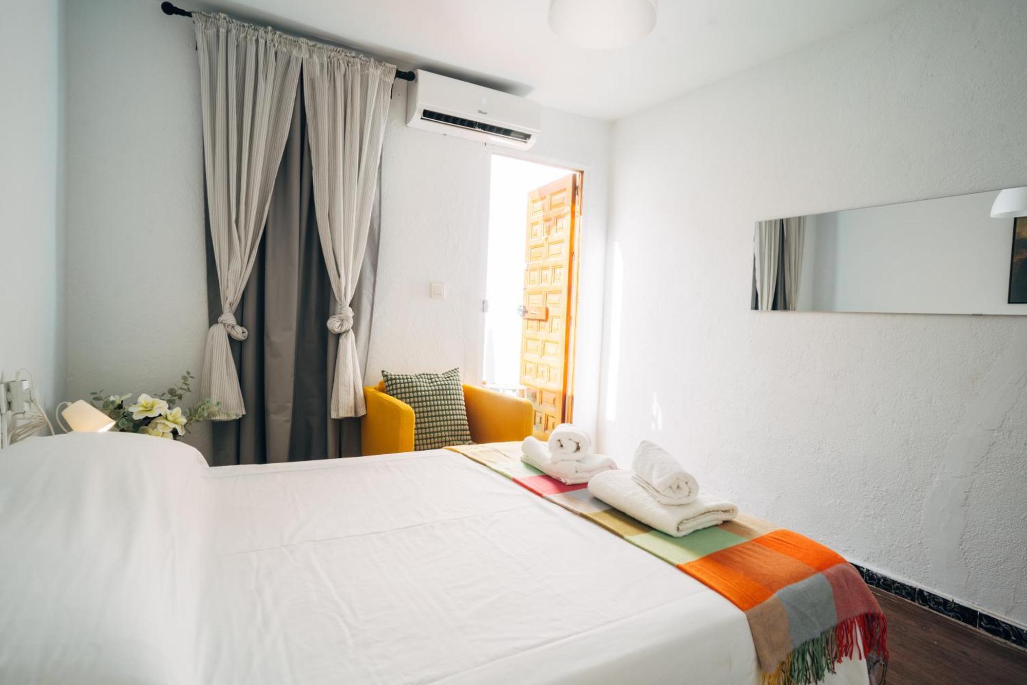 Atp San Cristobal A 5 Minutos De Puerta Purchena - Alcazaba - Catedral - Wifi Gratis! Villa Almeria Ngoại thất bức ảnh